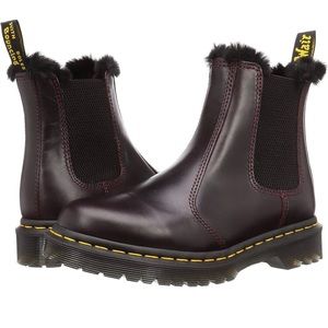Dr. Martens 2976 Leonora fur lined boot size 8